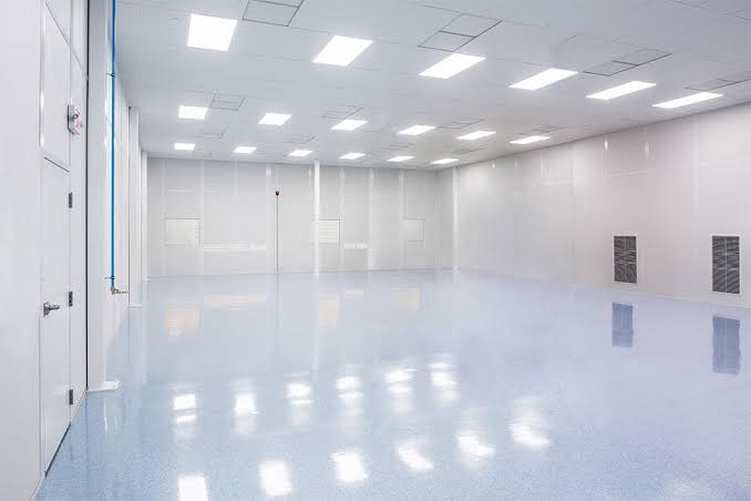 Modular contamination-controlled clean room