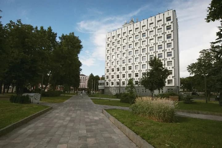 Commercial & Institutional Buildings